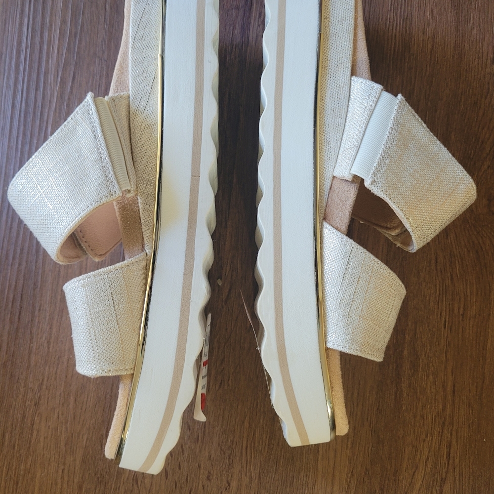 Vionic Sandals - image 5